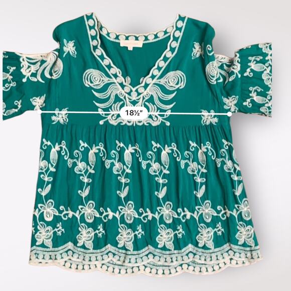 Solitaire Boho Emerald Green Embroidered Floral Cold Shoulder Top Size M Boho‎ - Picture 7 of 9
